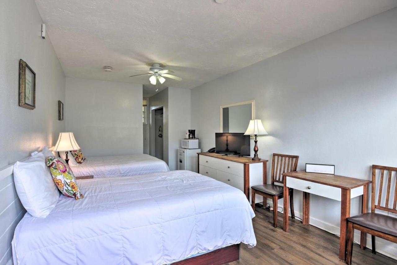 Coastal Waters 108-109- 2 Bedroom 2 Bath Pool Side Condo! New Smyrna Beach Exterior foto